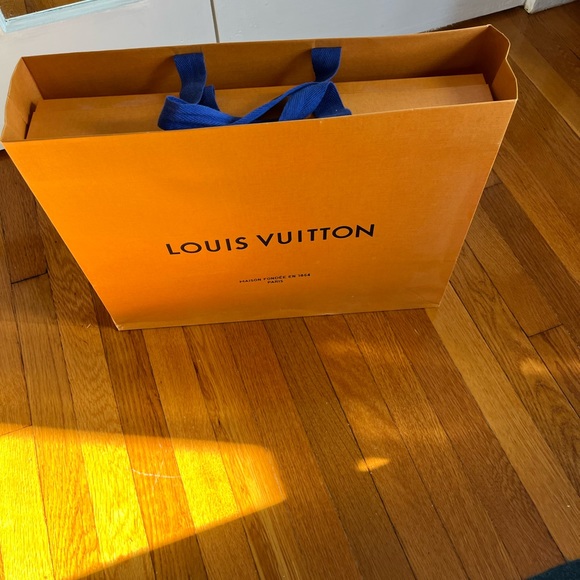 Louis Vuitton, Women’s bag with the wallet. - Picture 6 of 7